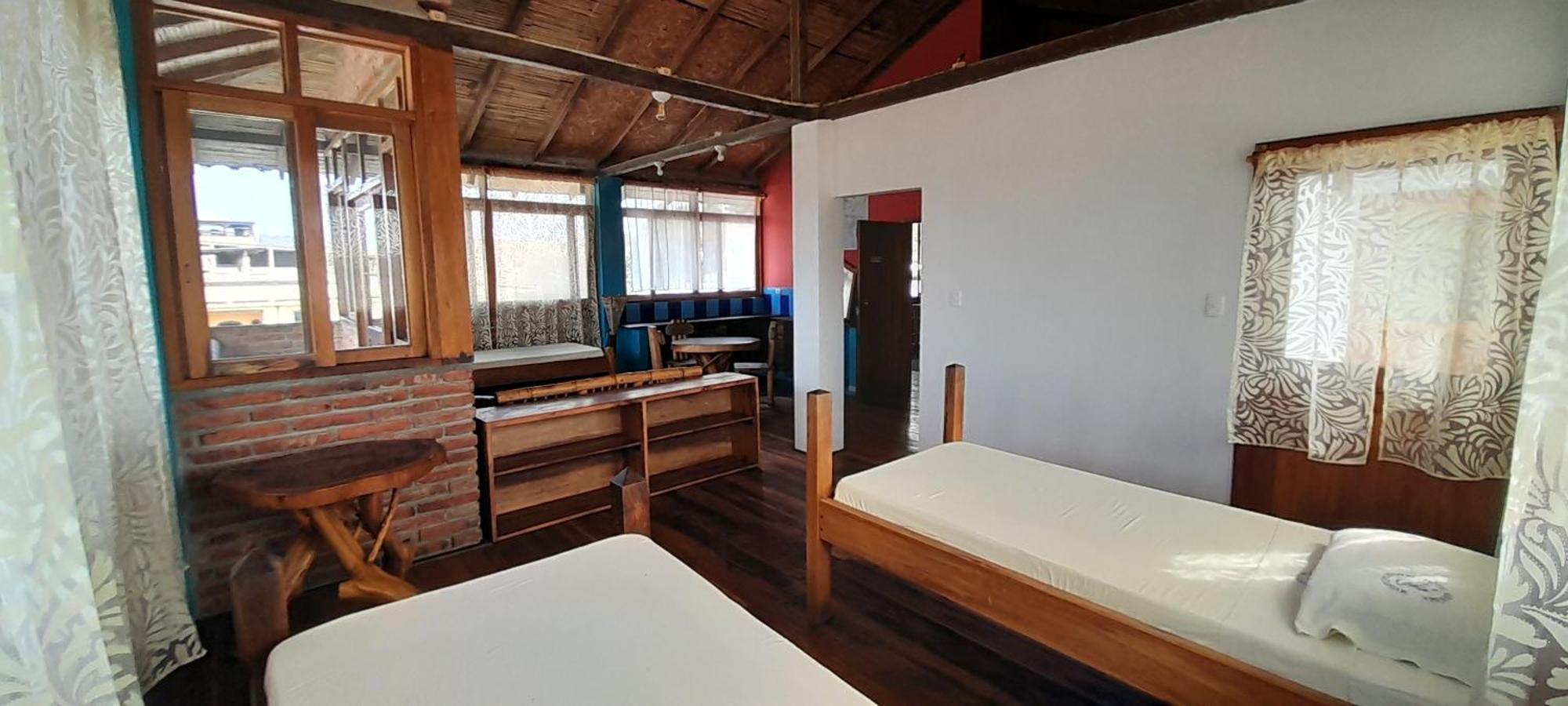 Hotel Boutique Hurvinek Montañita Exteriör bild