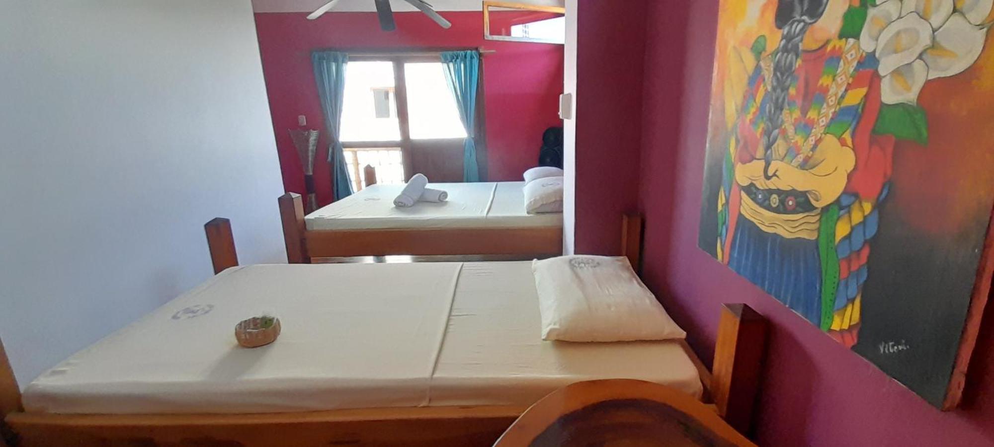Hotel Boutique Hurvinek Montañita Exteriör bild